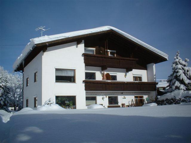 Ferienwohnungen Kathrein Reutte Exterior foto